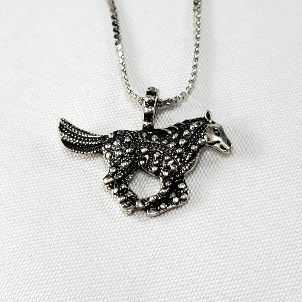 Silver-Tone Galloping Horse Pony Mustang Pendant Necklace Equestrian - Picture 11 of 11